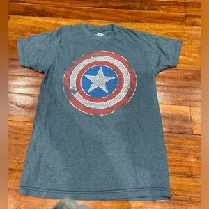 Captain America t shirt